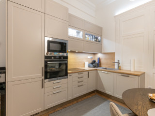 Elegáns, időtálló, harmonikus konyha